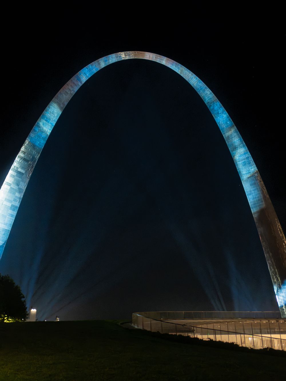 Lights illuminate the St. Louis Gateway Arch on Route 66 in Missouri. June 13, 2026. Photo: David J. Manning.