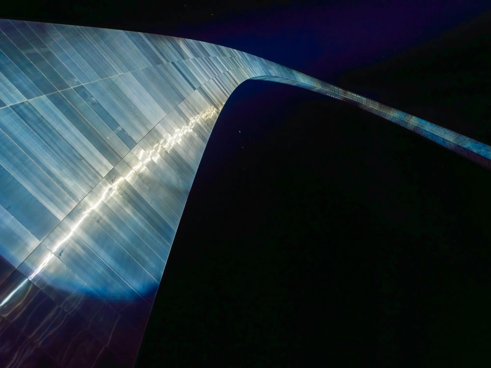 Lights illuminate the St. Louis Gateway Arch on Route 66 in Missouri. June 13, 2026. Photo: David J. Manning.