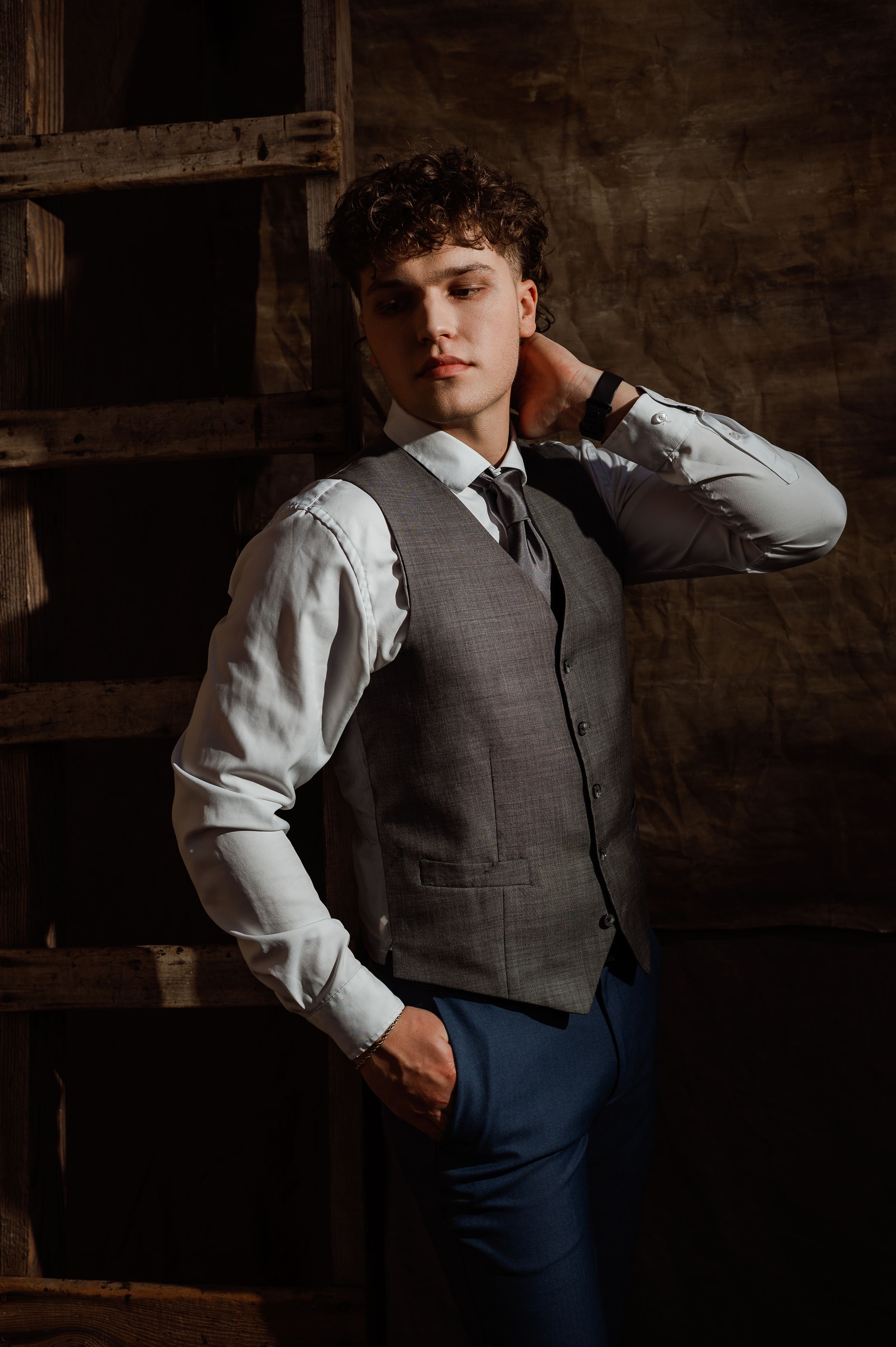 Senior. Serving Southeast Iowa, Northeast Missouri and surrounding areas with photography needs.