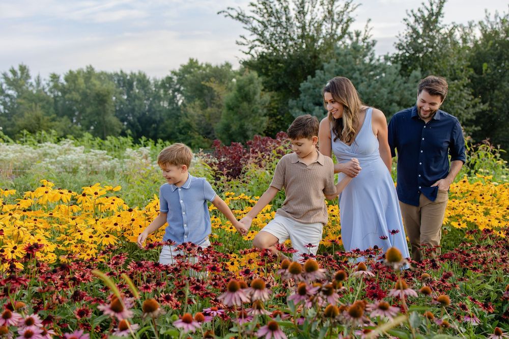 Family photos in flower field Oconomowoc WI