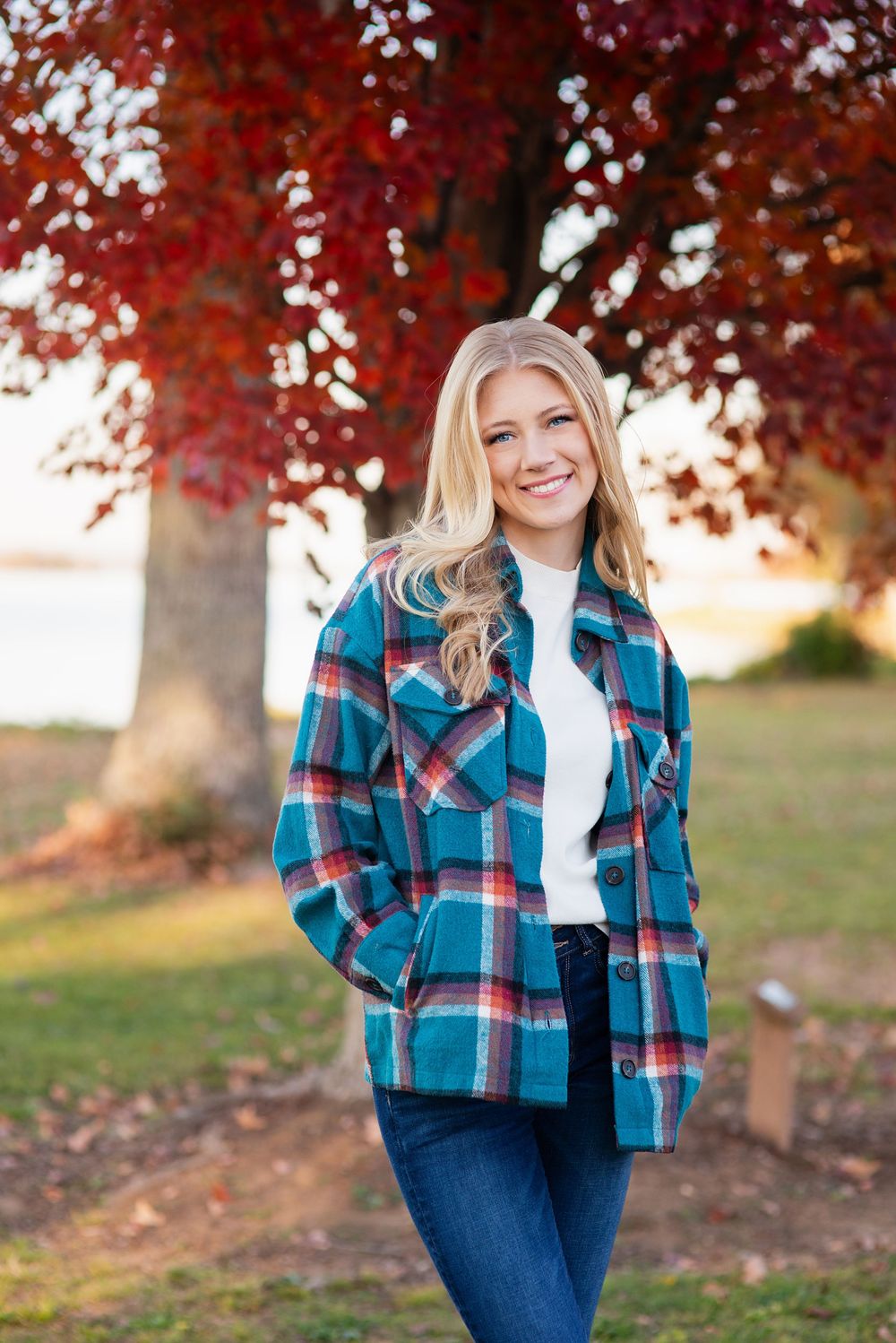 High school senior portrait in an outdoor setting
