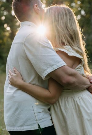 Maternity Session, Photographer Near Me, Quinte West, Prince Edward County Photographer, Maternity Photographer, Belleville Photographer