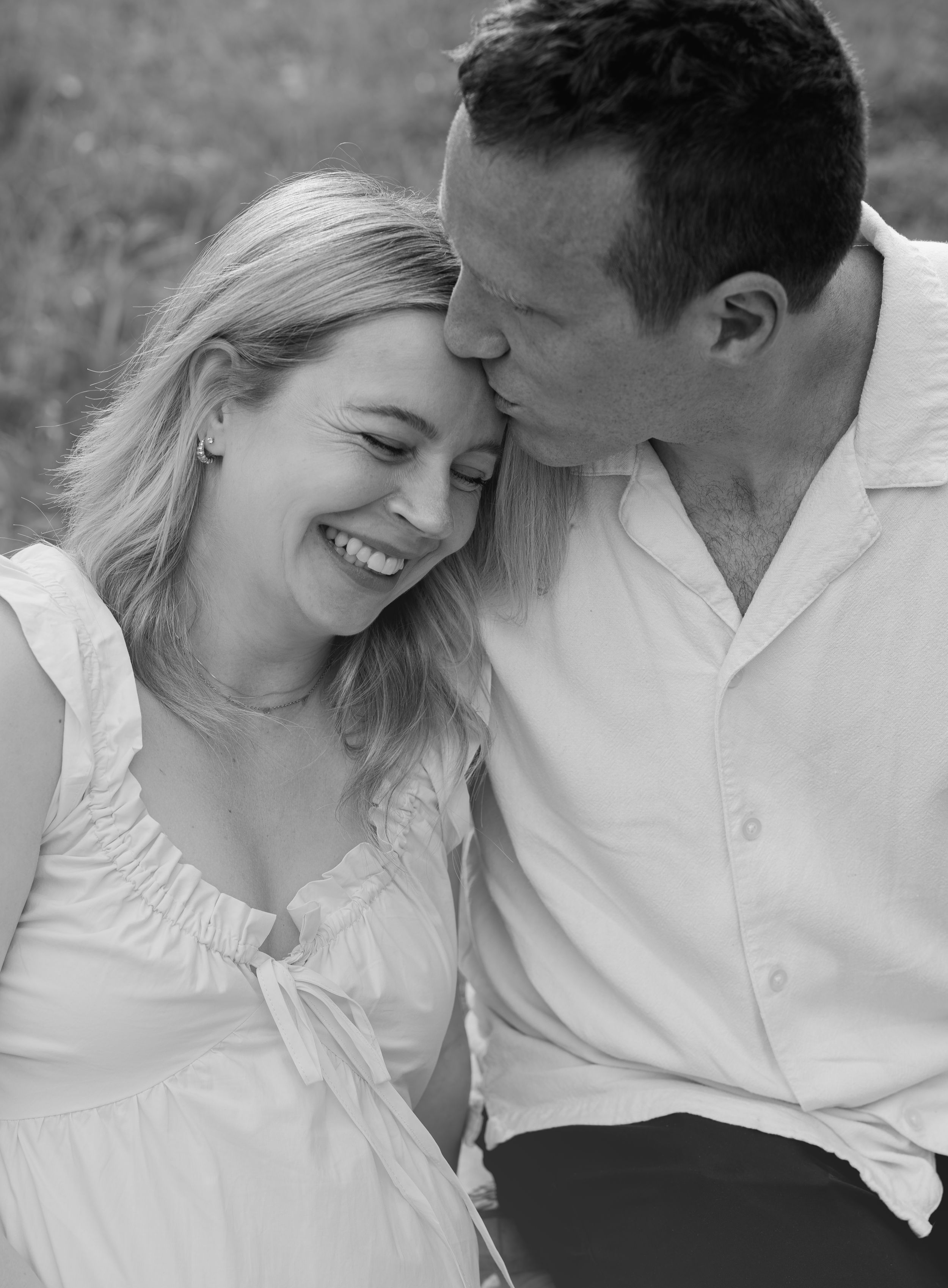 Maternity Session, Photographer Near Me, Quinte West, Prince Edward County Photographer, Maternity Photographer, Travel Photographer