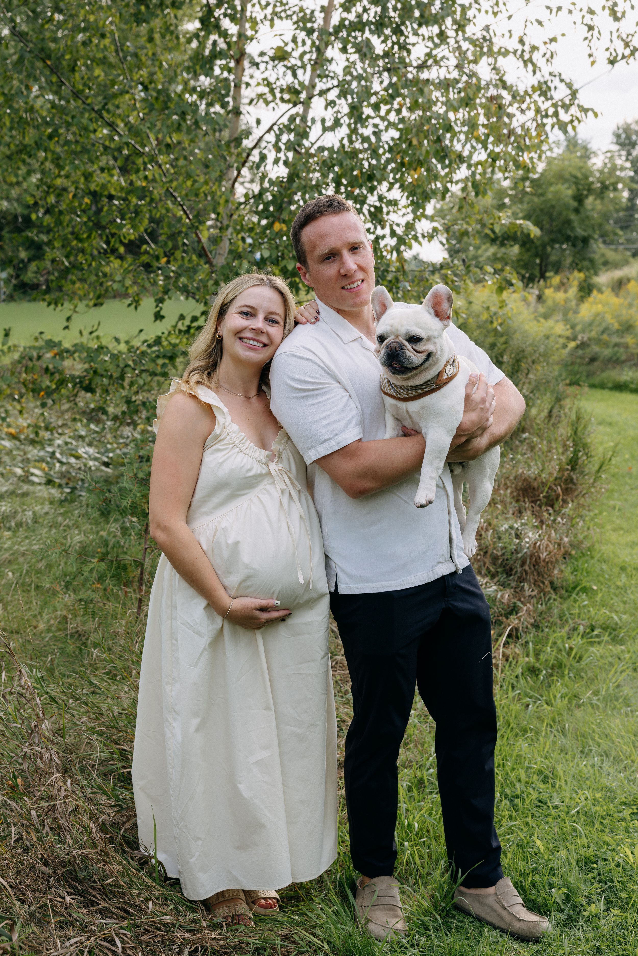 Maternity Session, Photographer Near Me, Quinte West, Prince Edward County Photographer, Maternity Photographer, Travel Photographer