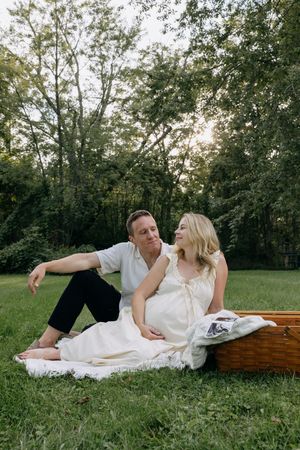 Maternity Session, Photographer Near Me, Quinte West, Prince Edward County Photographer, Maternity Photographer, Travel Photographer