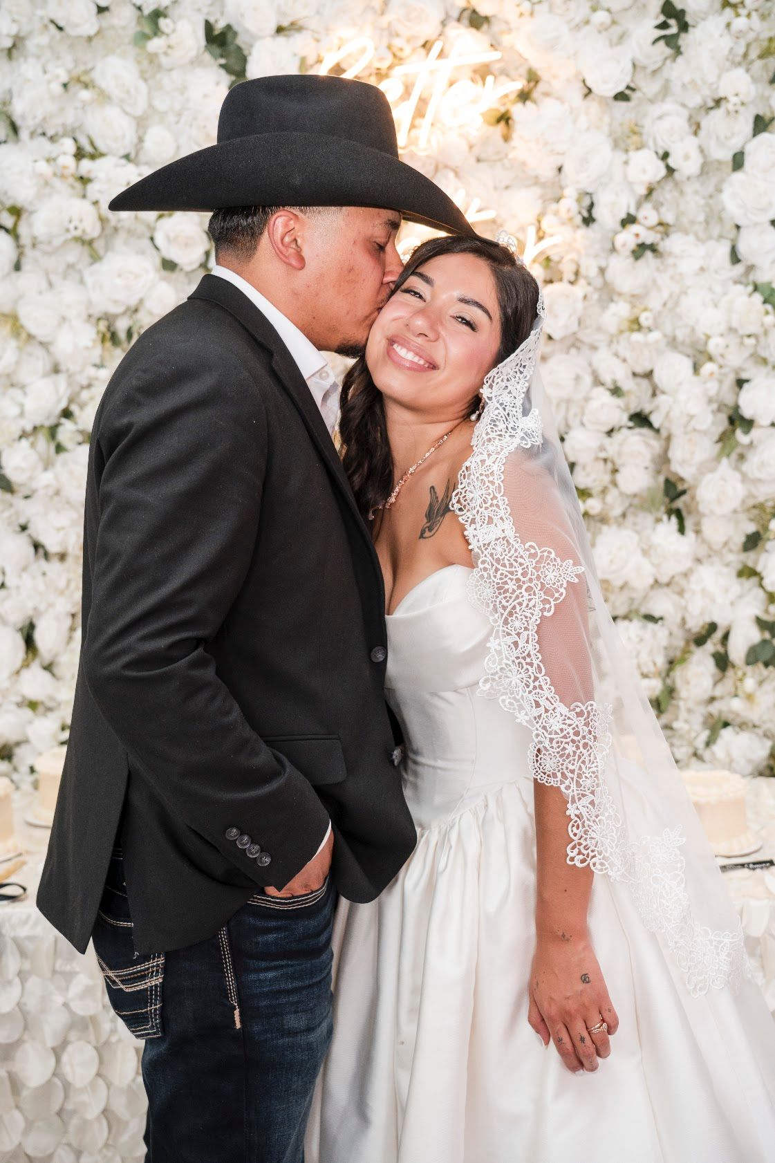 Bride and groom portrait by JDF Media wedding photographer in Glenwood Springs, Colorado