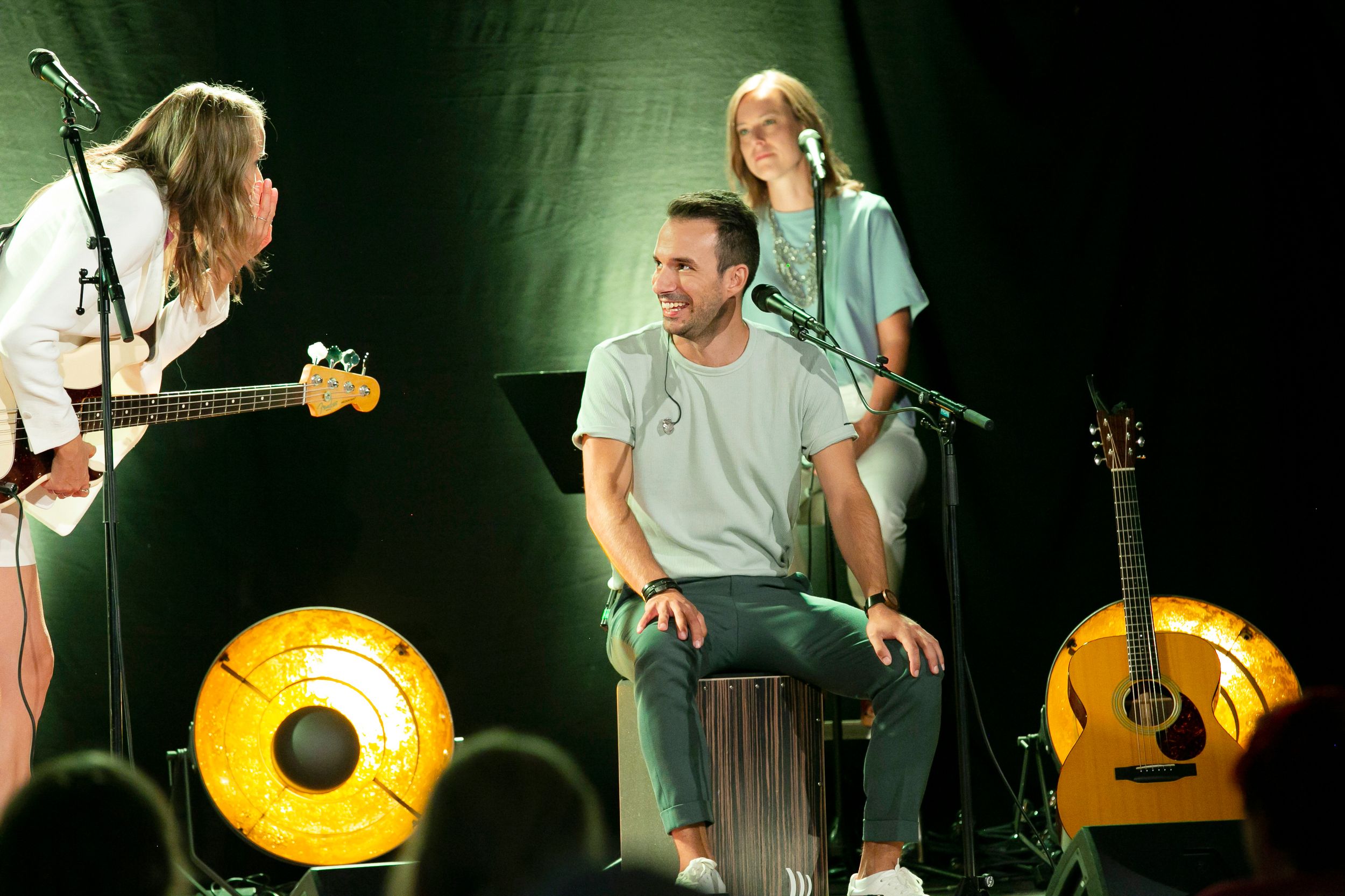 Husby Säteri Söderköping med Peter Johansson, Bruno Mitsogiannis och Matilda Grün. Fotograf Rebecca Nordin.