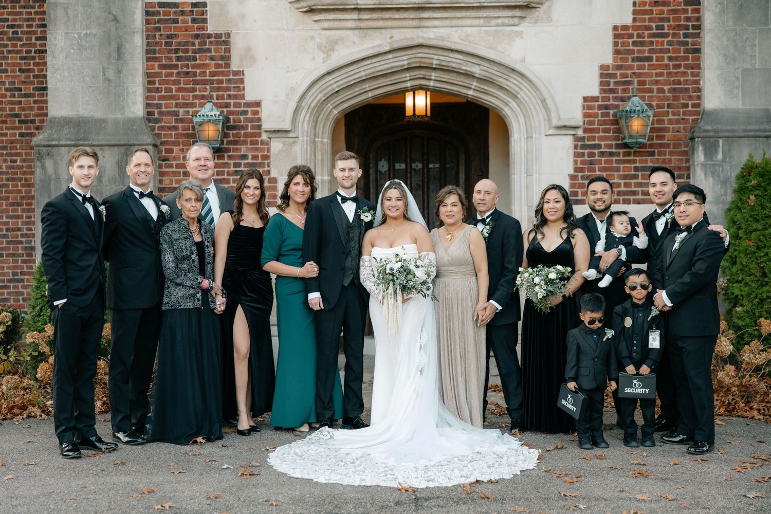 wedding photography | cincinnati wedding photographer | cincinnati engagement photography | documentary wedding photography | true-to-color