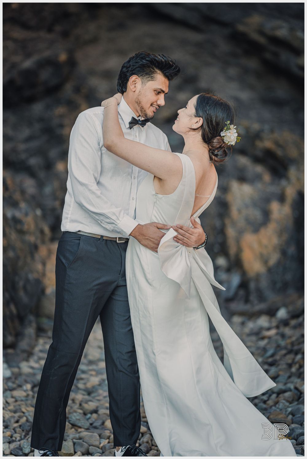 Bridal party photos Adelaide, Australia wedding photographer, Wedding photography services Adelaide