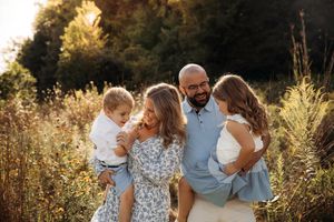 Photography - Family Photo during golden hour