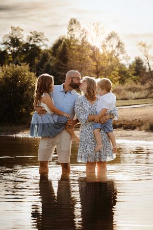 Photography - Family Photo during golden hour