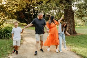 family photoshoot werribee park