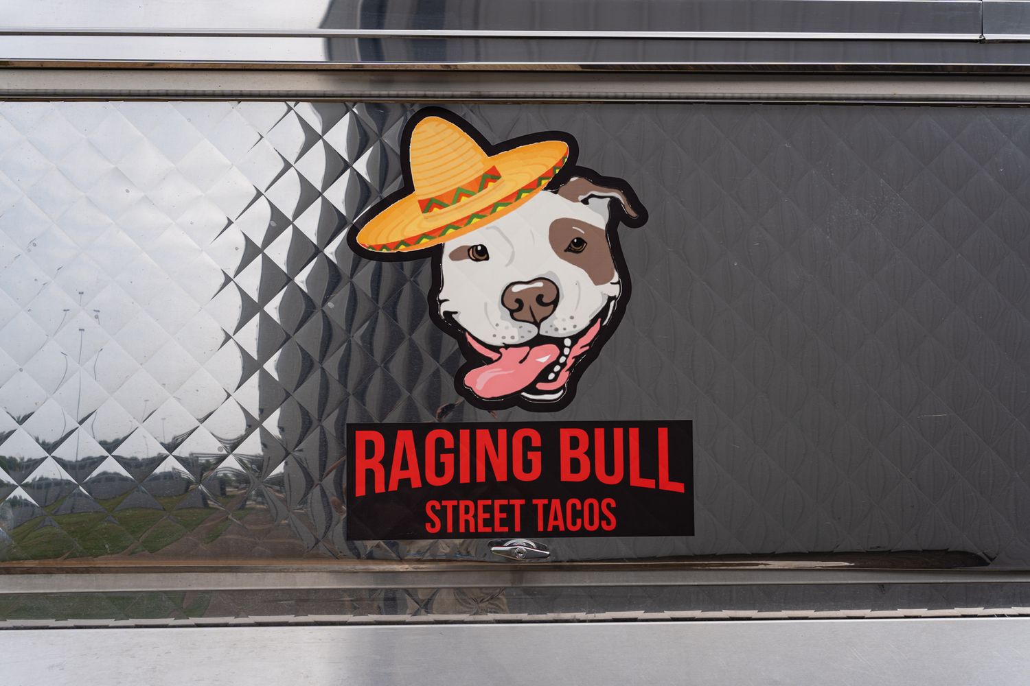 Vibrant taco truck serving delicious, authentic tacos and street food, attracting hungry customers.