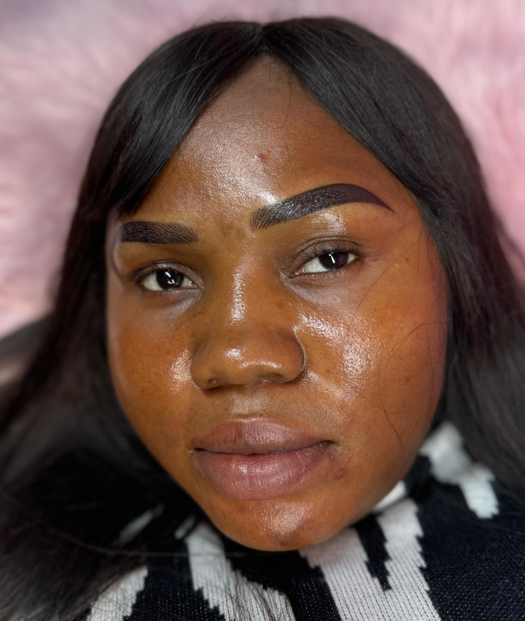 Good brows made by the best and number one beauty studio in Warri.
Cozy atmosphere
EloAge