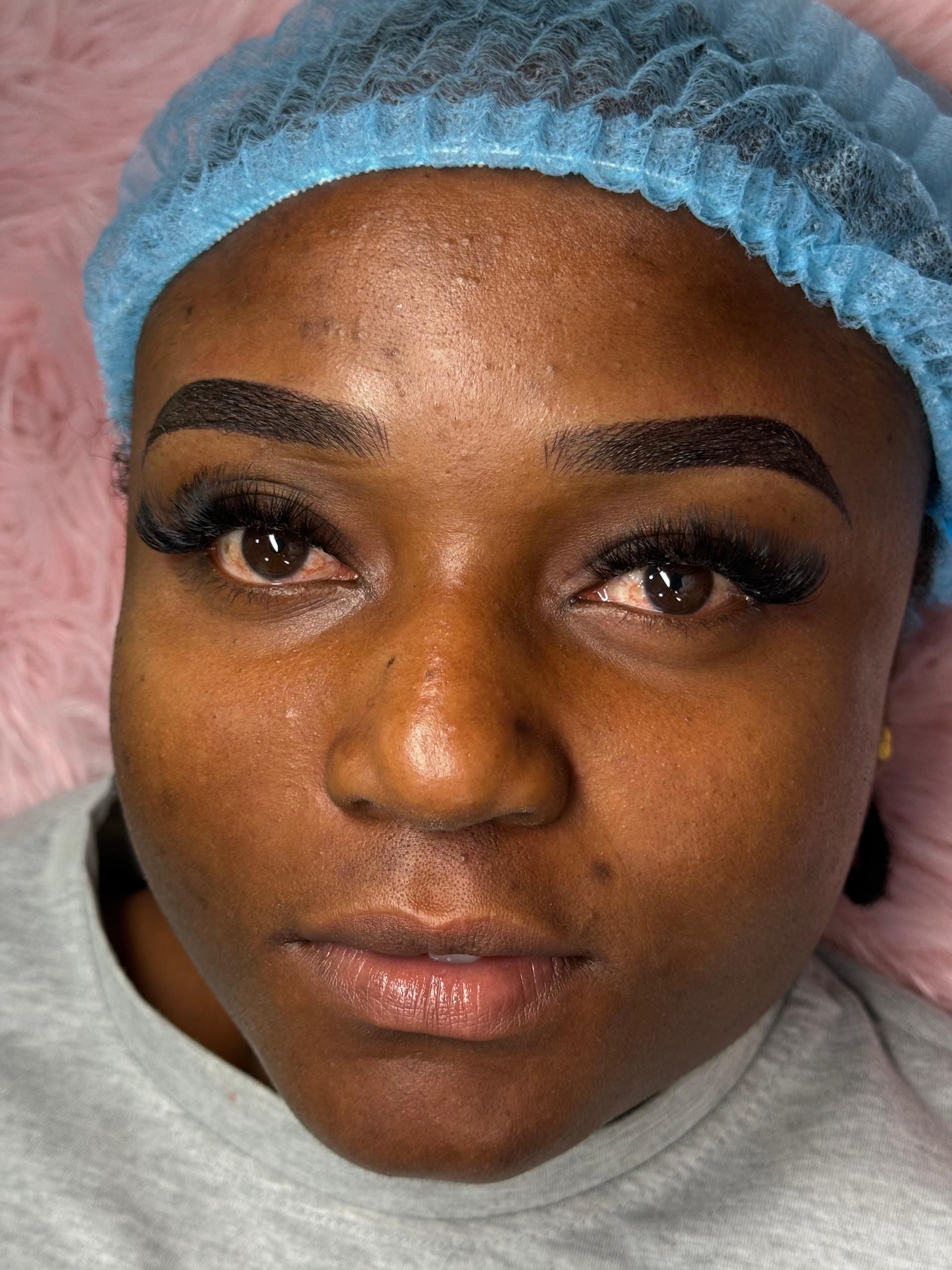 Good brows made by the best and number one beauty studio in Warri.
Cozy atmosphere
EloAge