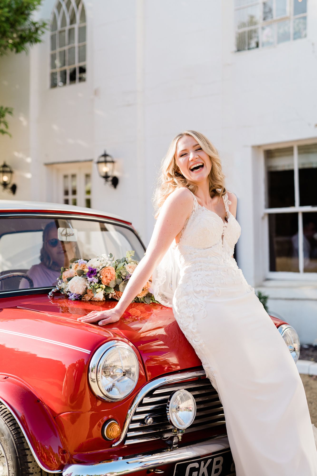 candid wedding photographer