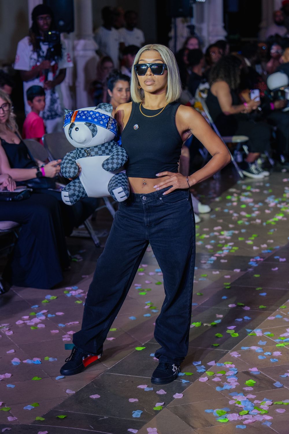 female runway in black