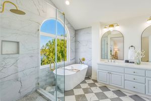 Michael Corona Real estate photography bay area Interior bathroom