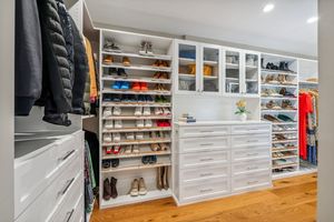 Michael Corona Real estate photography bay area Interior walk-in closet