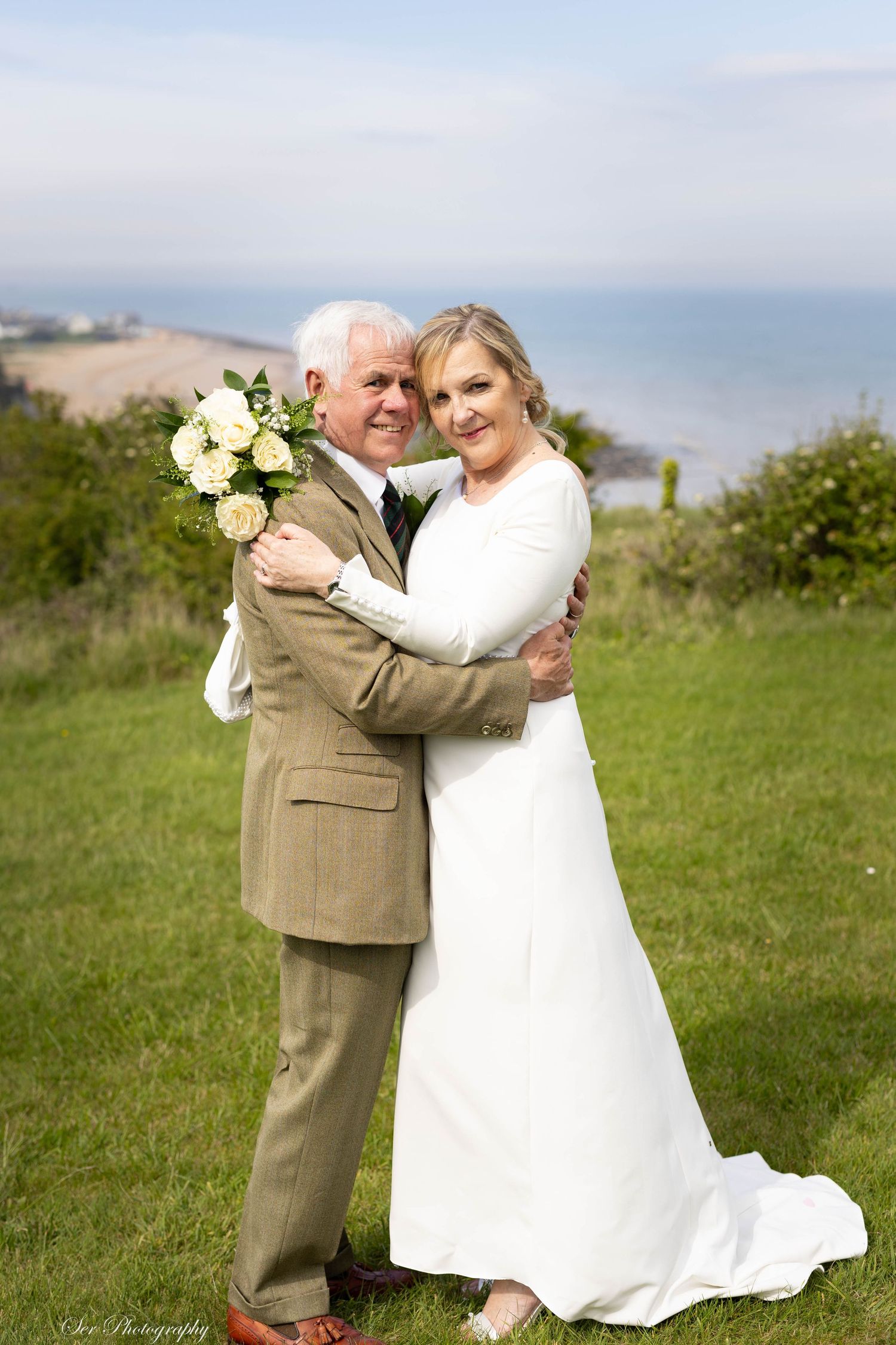 Bride and groom in clapse