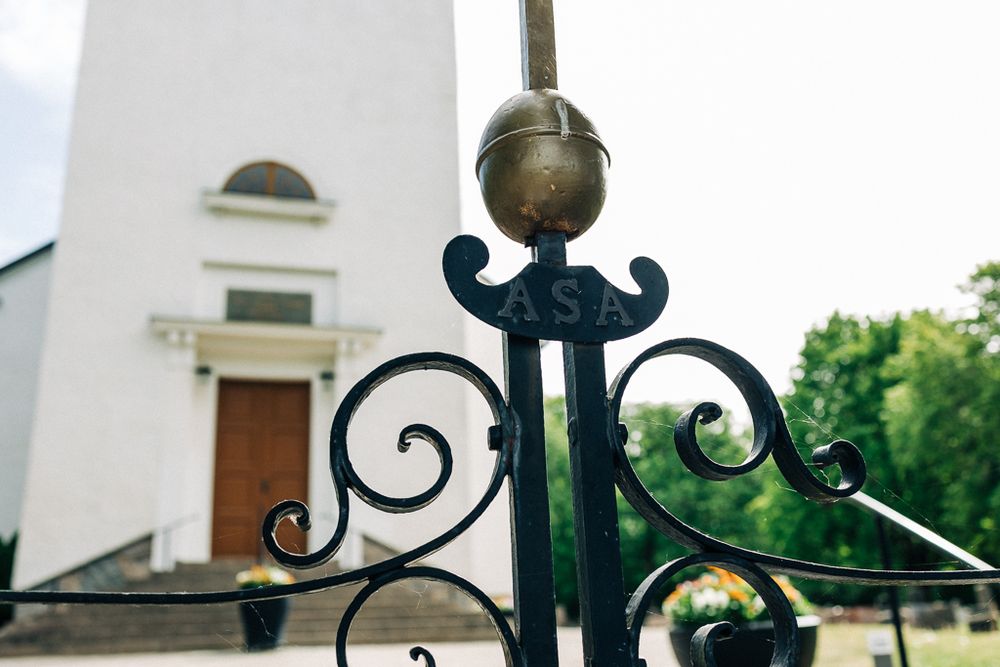 Bröllopsfotograf Asa kyrka