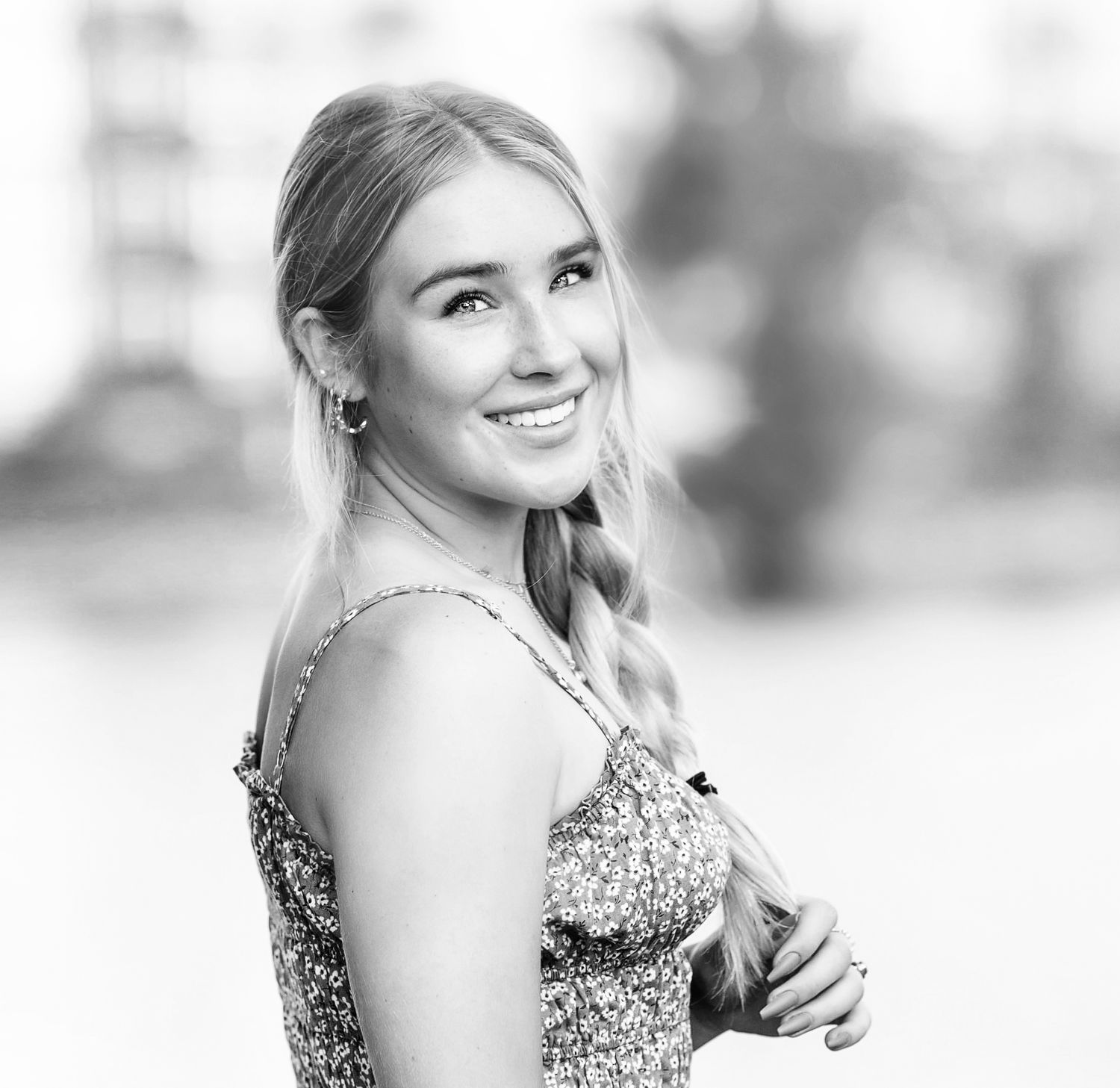 senior photography, central Wisconsin photographer
Beautiful Senior Portraits. Senior photographer. High School black and white