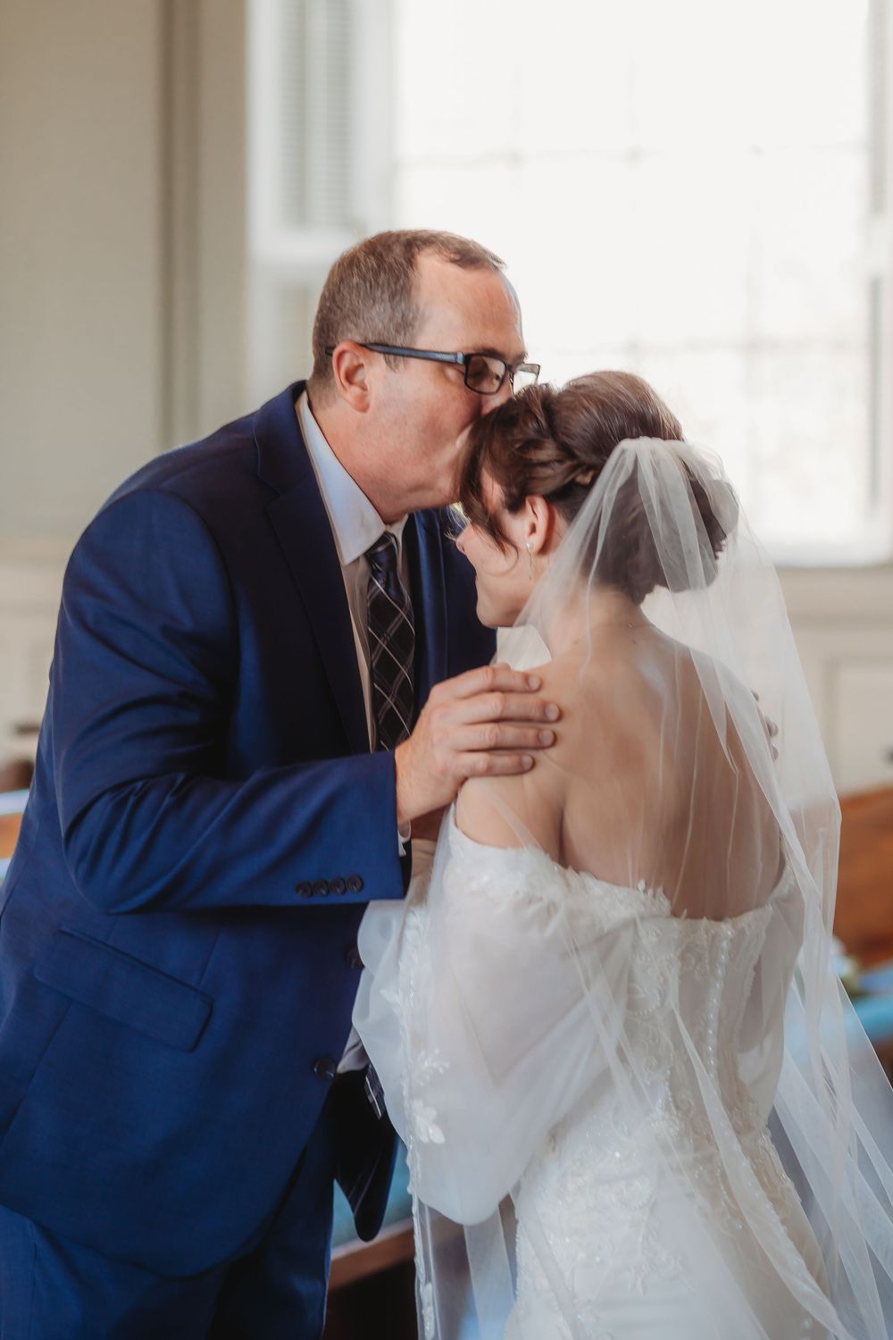 Wedding photography in Hartselle, Alabama by a North Alabama photographer. Cullman Alabama photographer - Hartselle Alabama Photographer