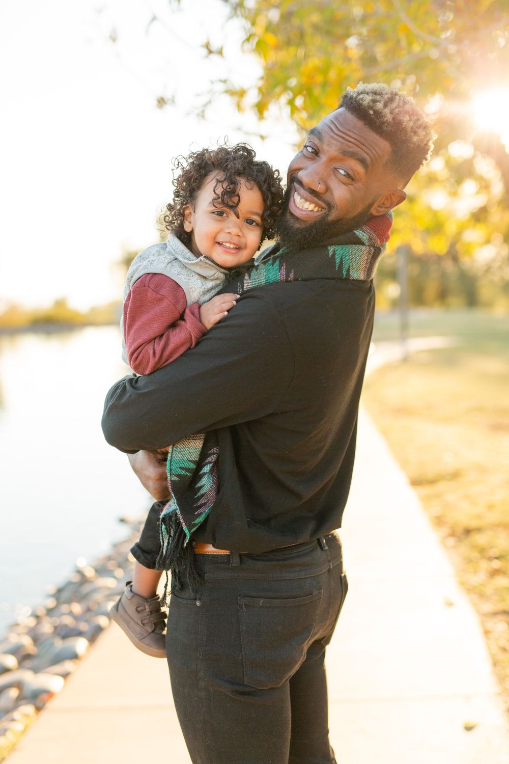 Family Session at Granada Park in Phoenix, Arizona by Jen Lynn Studios.