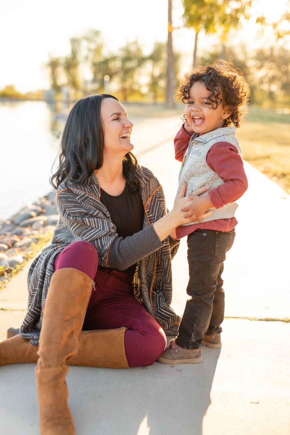 Family Session at Granada Park in Phoenix, Arizona by Jen Lynn Studios.