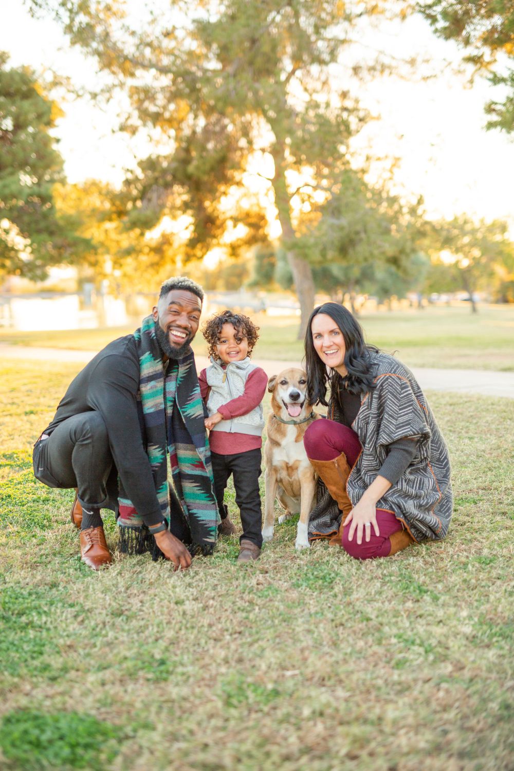 Family Session at Granada Park in Phoenix, Arizona by Jen Lynn Studios.