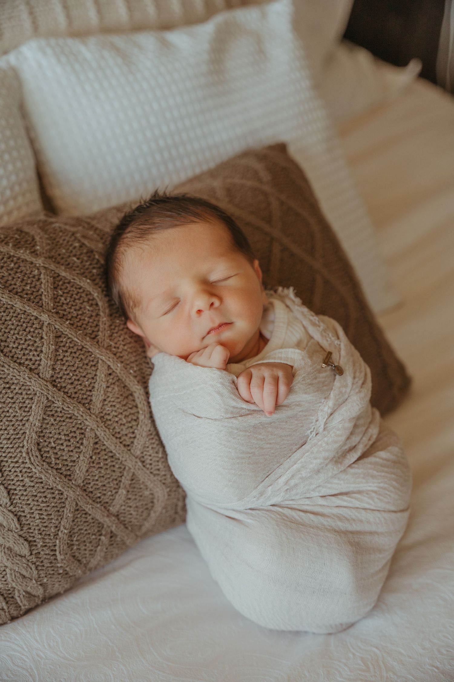 Calgary Maternity Photographer, Maternity Photos Calgary, Maternity and Newborn Photos Calgary, Calgary Newborn Photographer