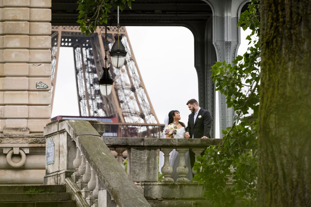 Rare and beautiful wedding photos in Paris captured by Julien LB Photographer