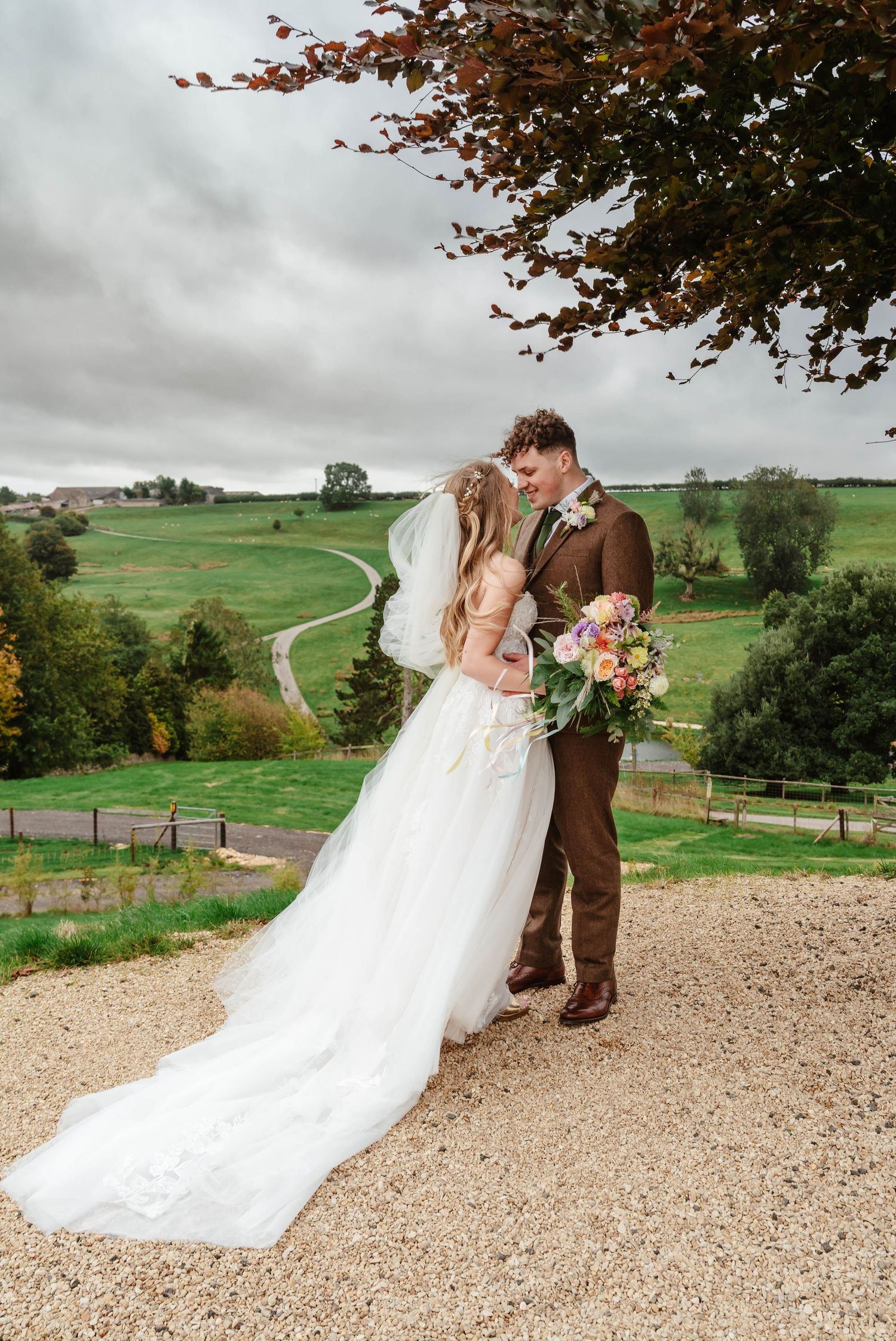 Zara Davis Wedding Photography Gloucestershire Kingscote Barn Cotswolds Stroud Gloucester Cirencester Bristol Bath