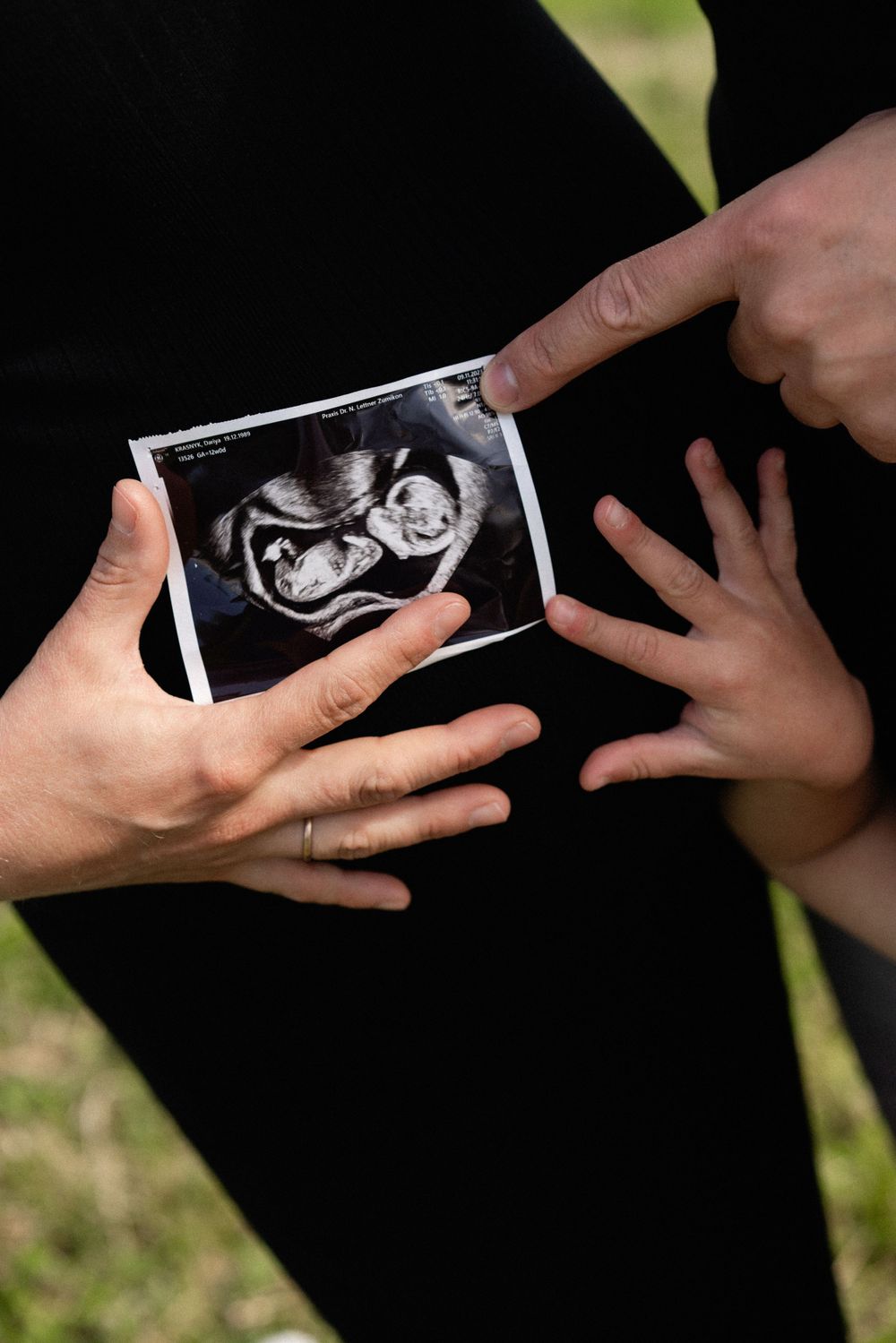 Maternity photoshoot Zurich - Schwangerschaftsfotografie Silver Coast