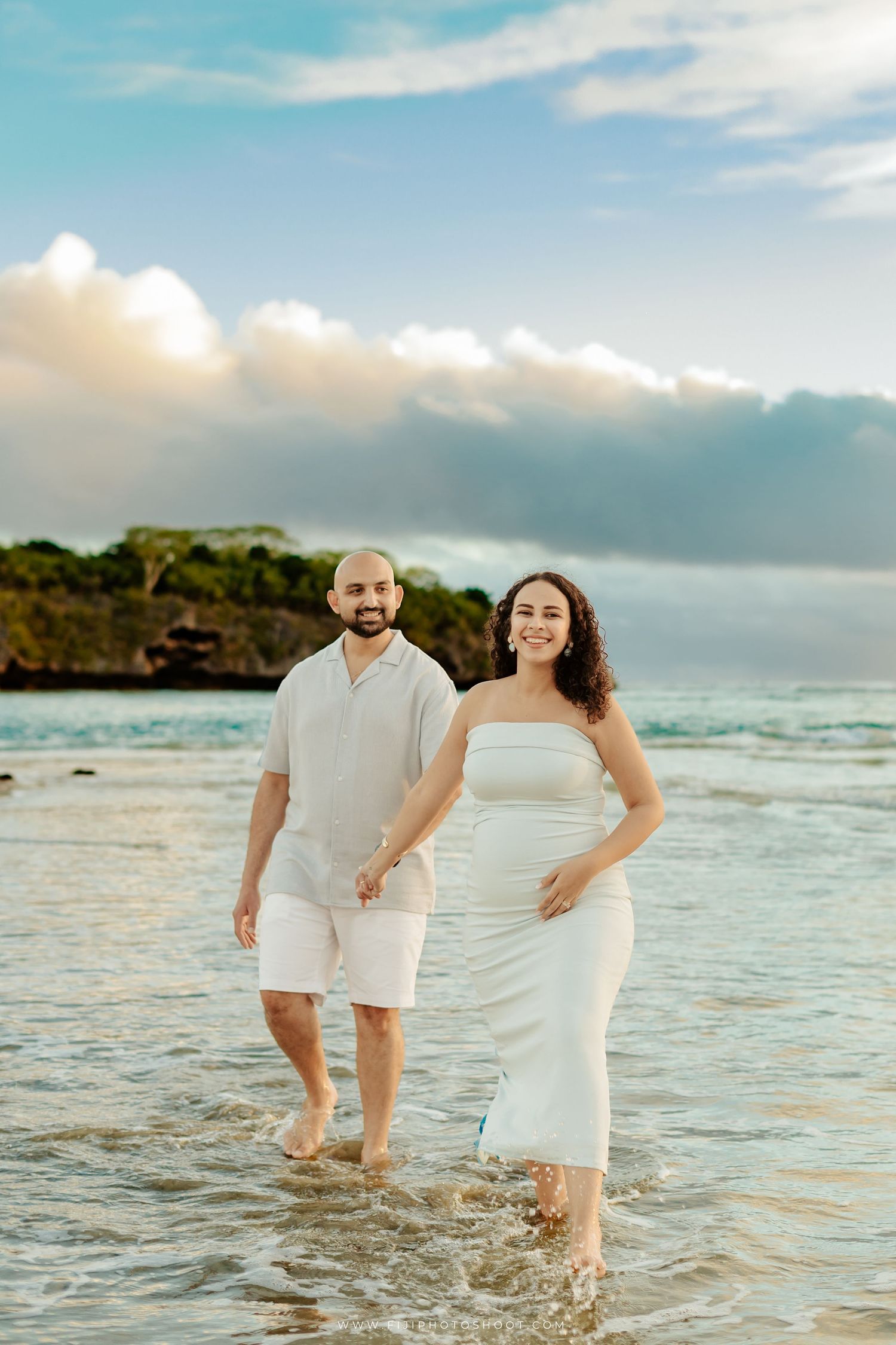 Things to do in Fiji. Couple photographer fiji