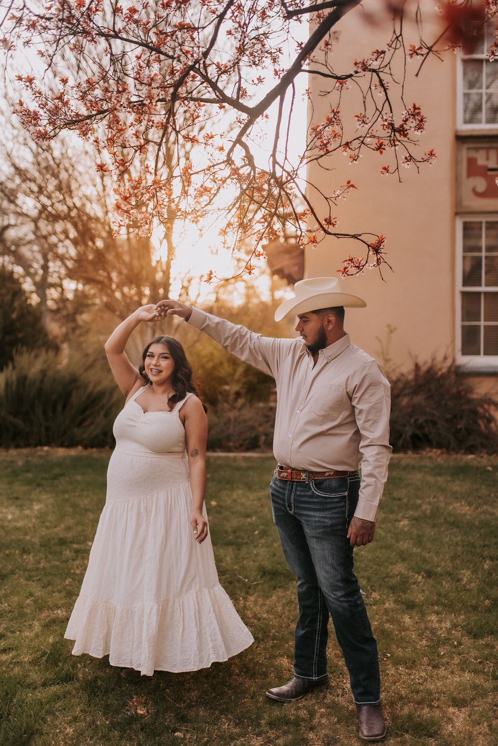 Albuquerque engagement photographer. New Mexico elopement. Inclusive maternity photographer New Mexico. ABQ sunset engagement photo session.