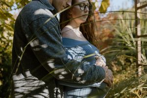 Maternity Session, Tangled Garden, Grand Pre, Nova Scotia, Wolfville, Annapolis Valley, Nova Scotia Photographer, Maternity Photos