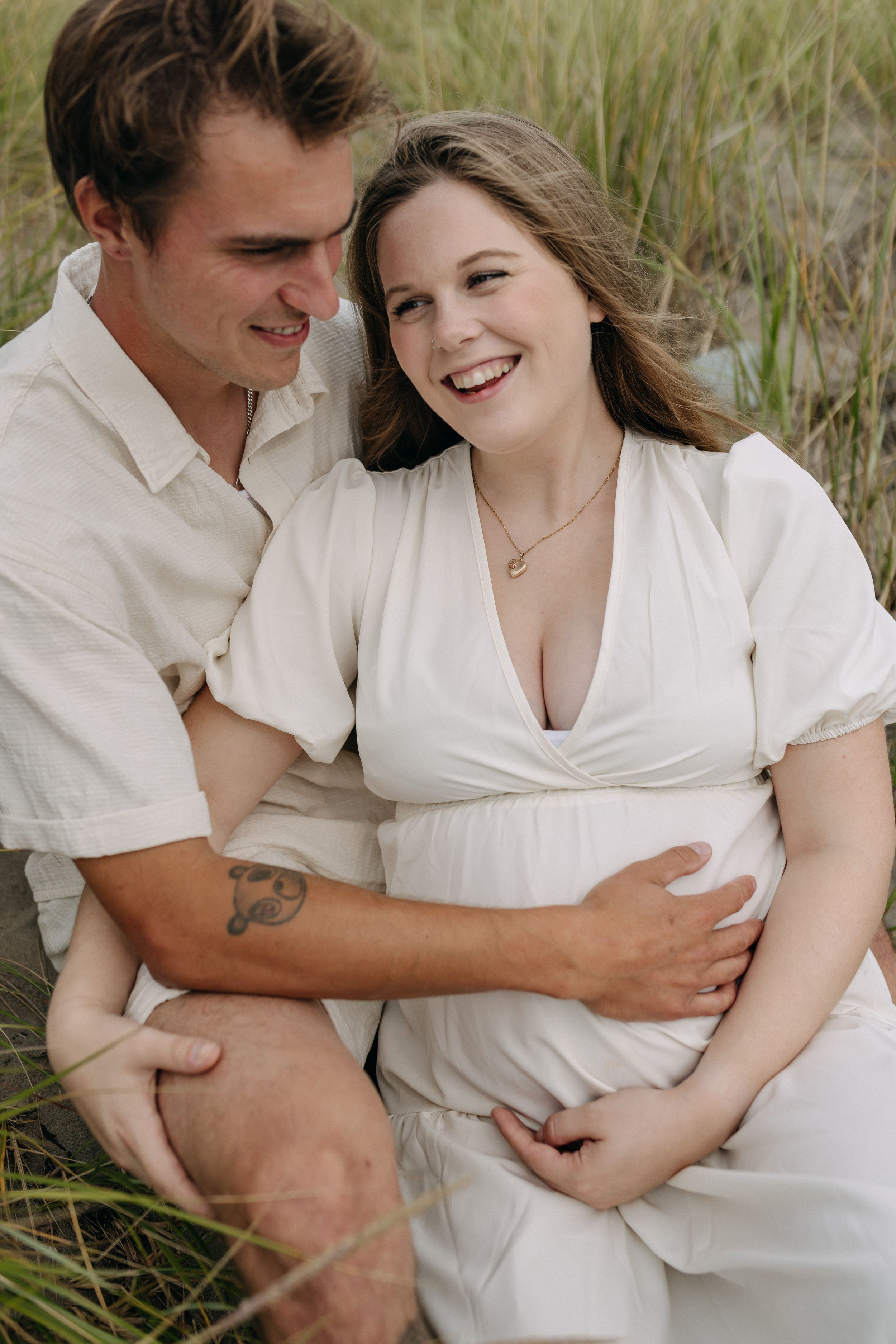 Photographer Near Me, Rainbow Haven Beach, Nova Scotia, Maternity Photoshoot, Family session, Maternity Photographer, Family Photographer