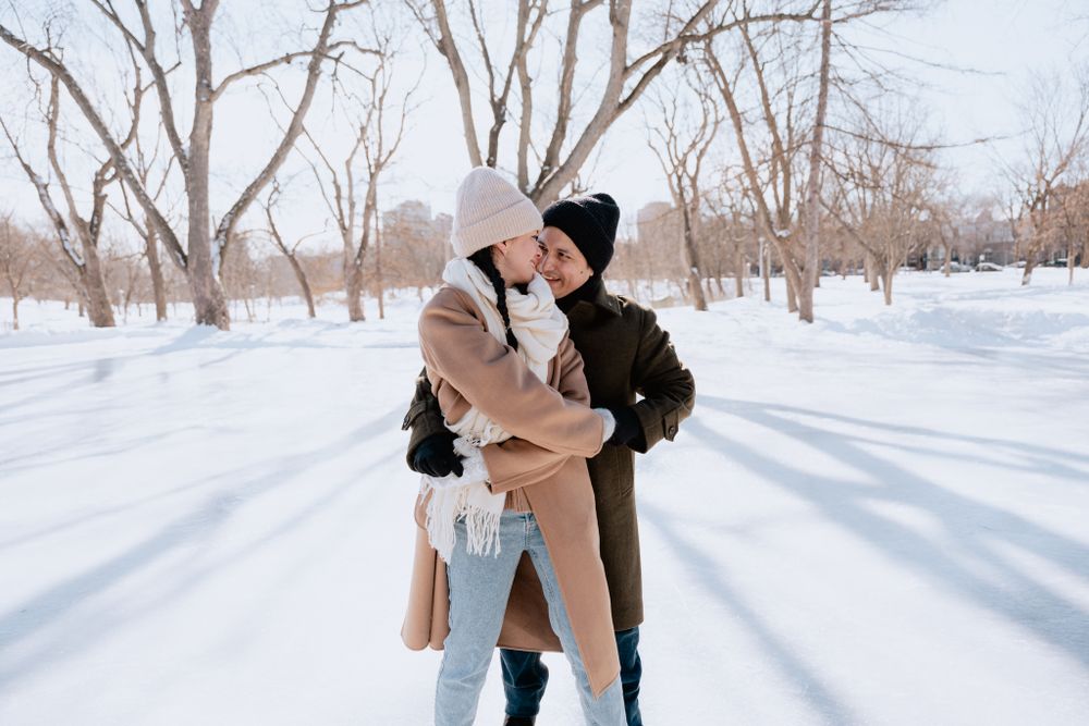 Séance photo de couple au parc Lafontaine à Montréal