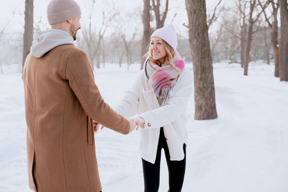 Séance photo de couple à Montréal en hiver