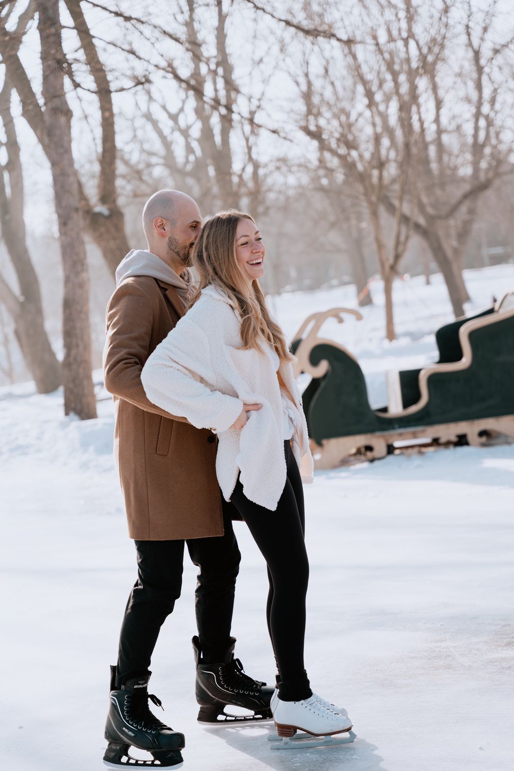 Séance photo de couple à Montréal en hiver