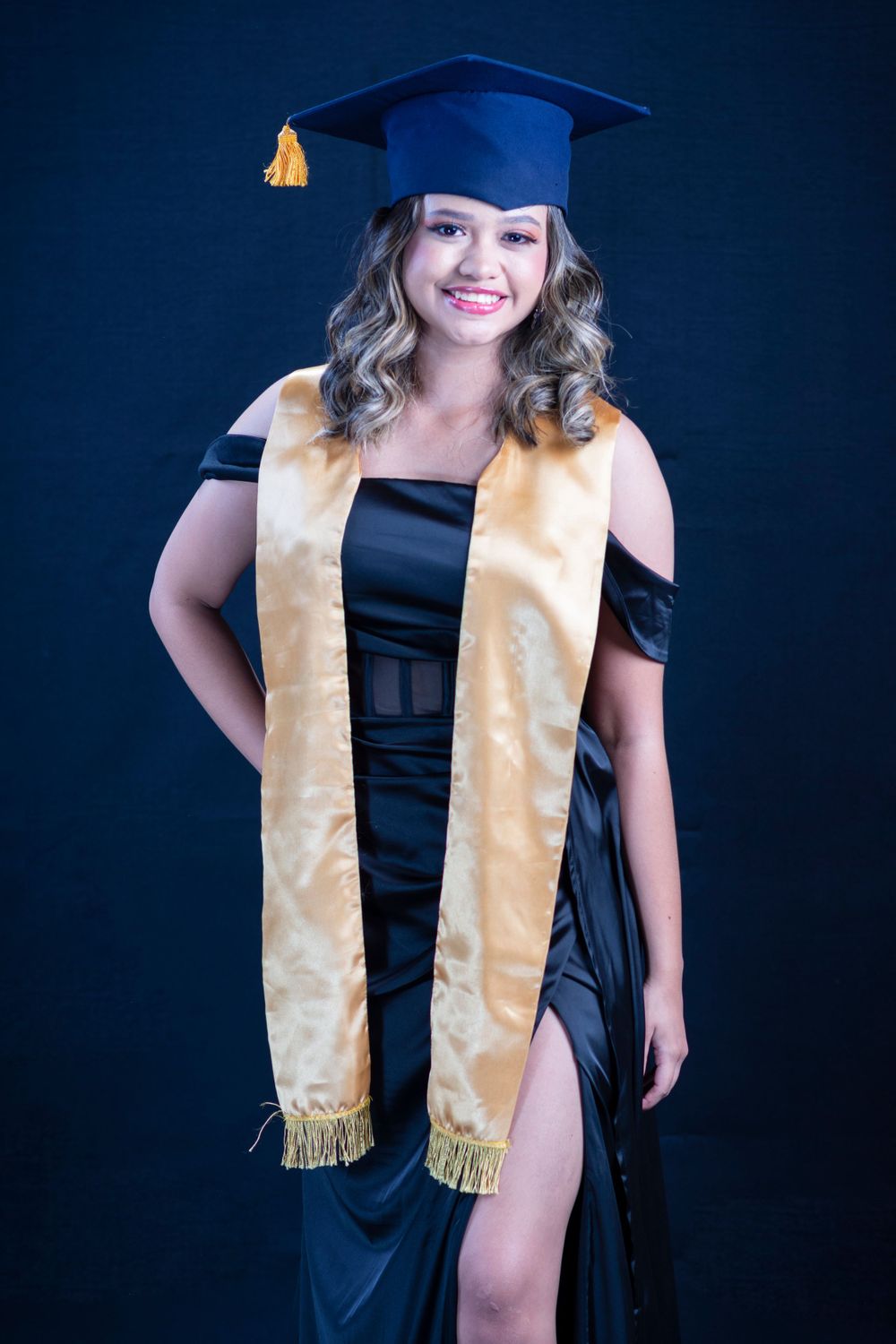 Foto de graduación en estudio fotográfico