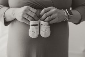 pontiac michigan maternity photographer