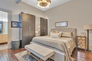 Real estate photographer in the Pittsburgh area with over 5 years of experience. Serving Beaver, Allegheny, Lawerence, and Butler counties.