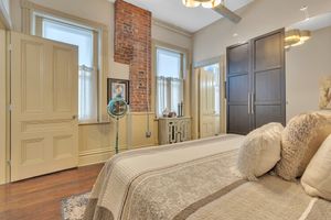 Real estate photographer in the Pittsburgh area with over 5 years of experience. Serving Beaver, Allegheny, Lawerence, and Butler counties.