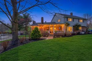Real estate photographer in the Pittsburgh area with over 5 years of experience. Serving Beaver, Allegheny, Lawerence, and Butler counties.