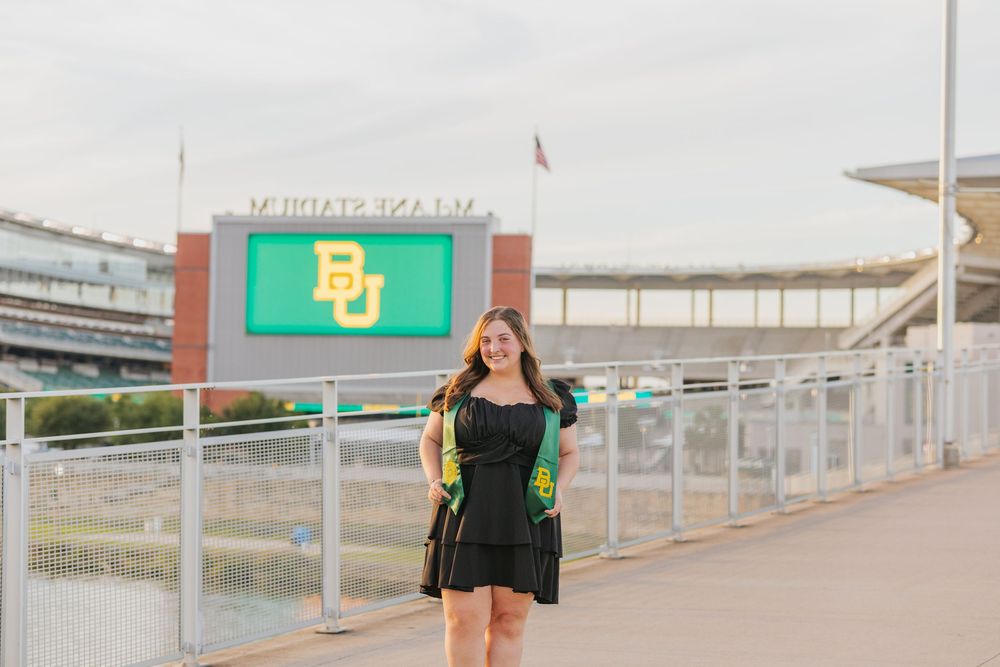Baylor University Grad Photos, Graduation Photos, Grad Photos, Golden Graduates, Anna Romani Photography