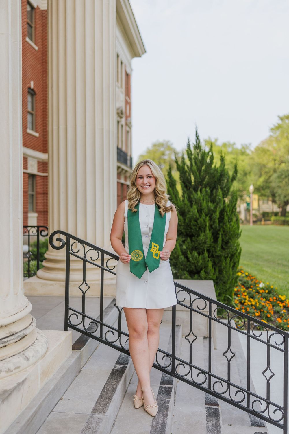 Baylor University Grad Photos, Graduation Photos, Grad Photos, Golden Graduates, Anna Romani Photography