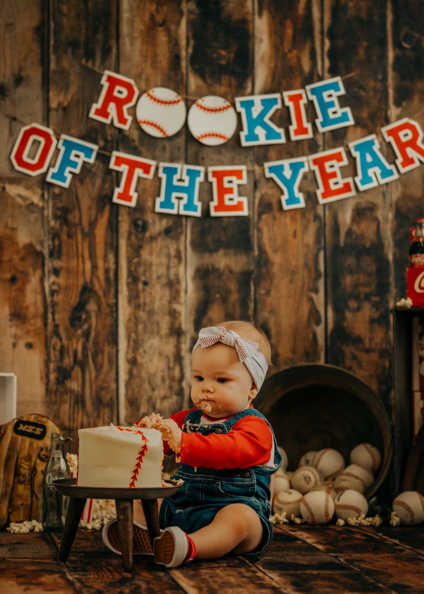 Greenwood Indiana Cake Smash Photographer