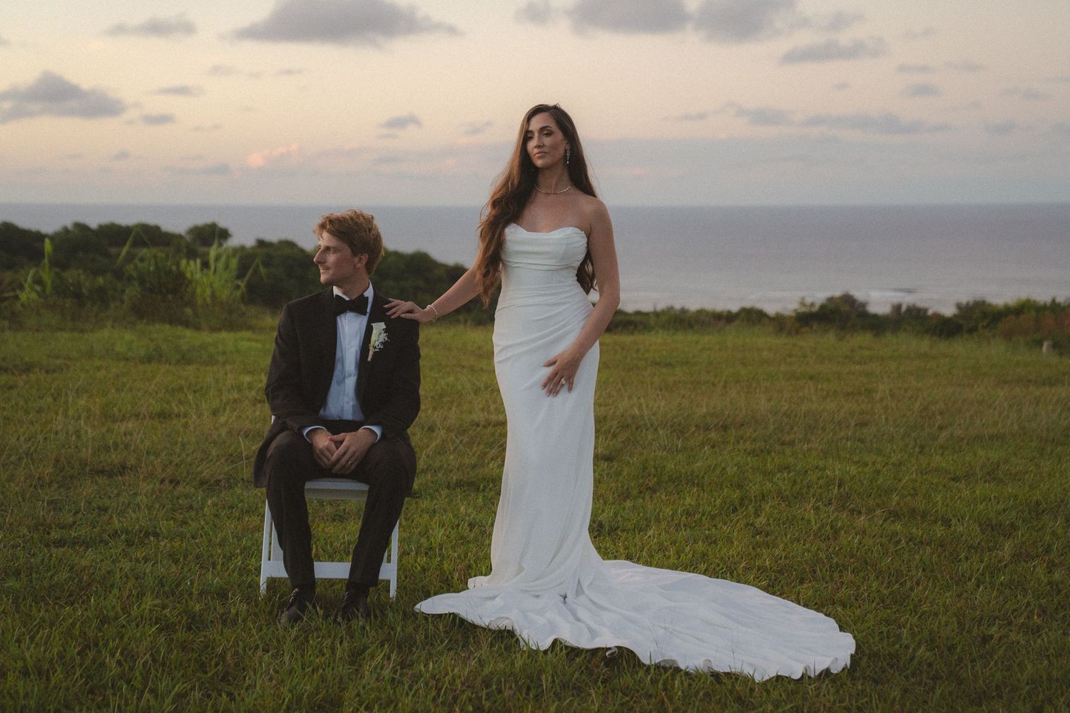 Sunset at Kauai wedding with bride and groom by Hawai'i Wedding Photographer